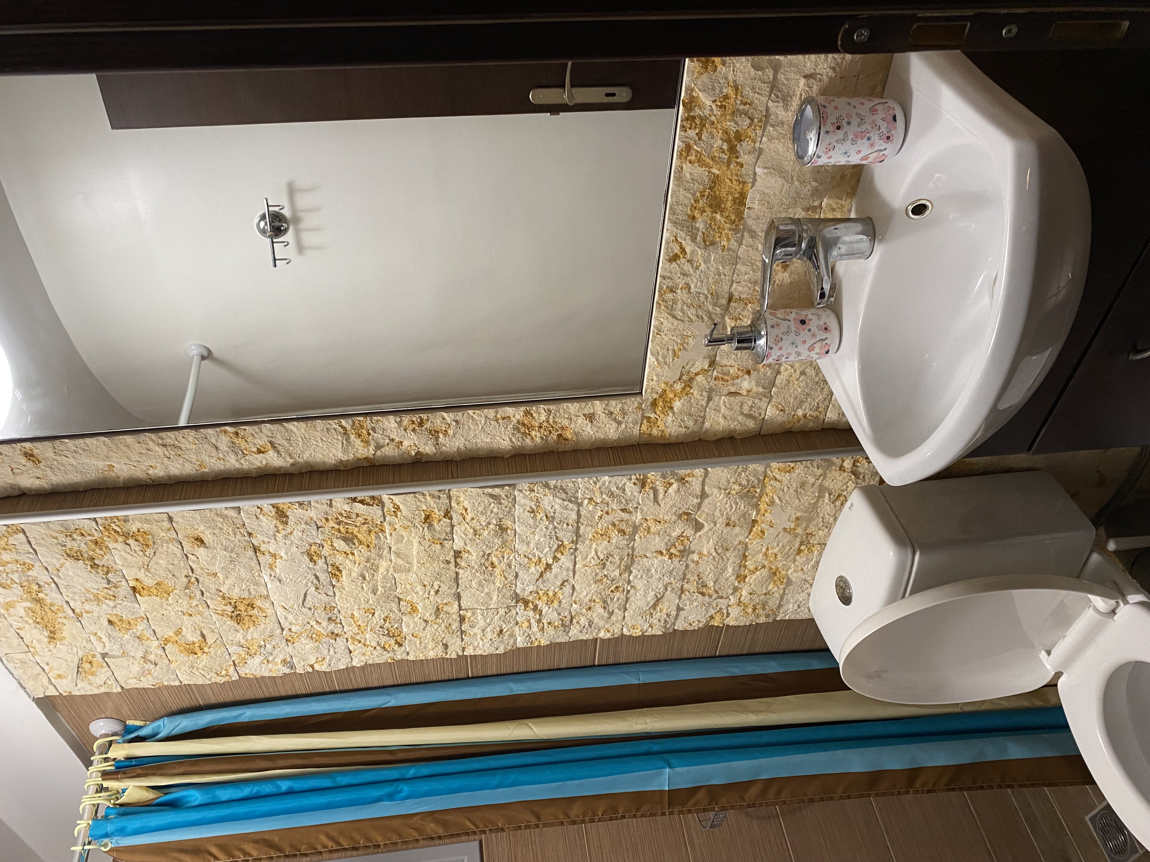 Apartment 2 - Image 3